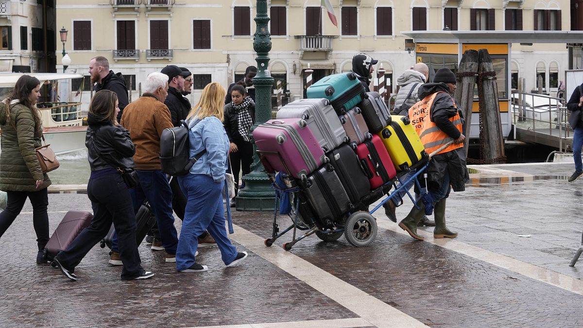 Venice starts fining tourists who skip entrance fee to historic centre 