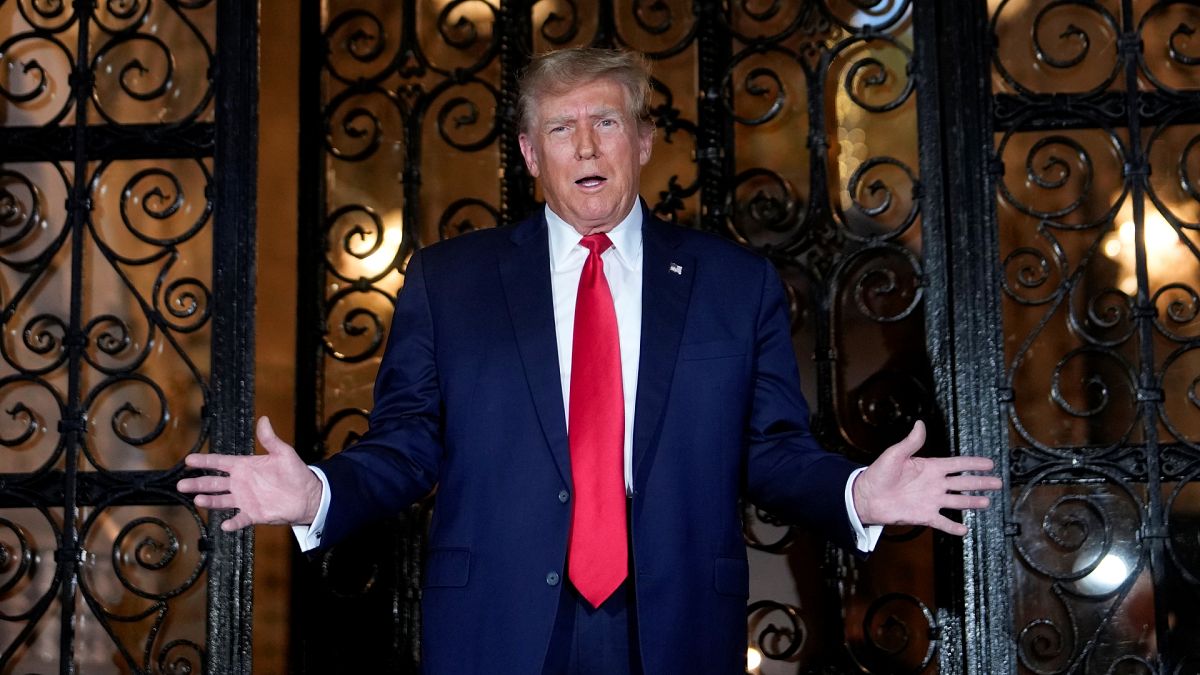 Дональда Трампа оштрафовали на 355 миллионов долларов
