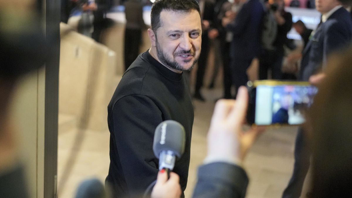 Зеленский поблагодарил ЕС за помощь