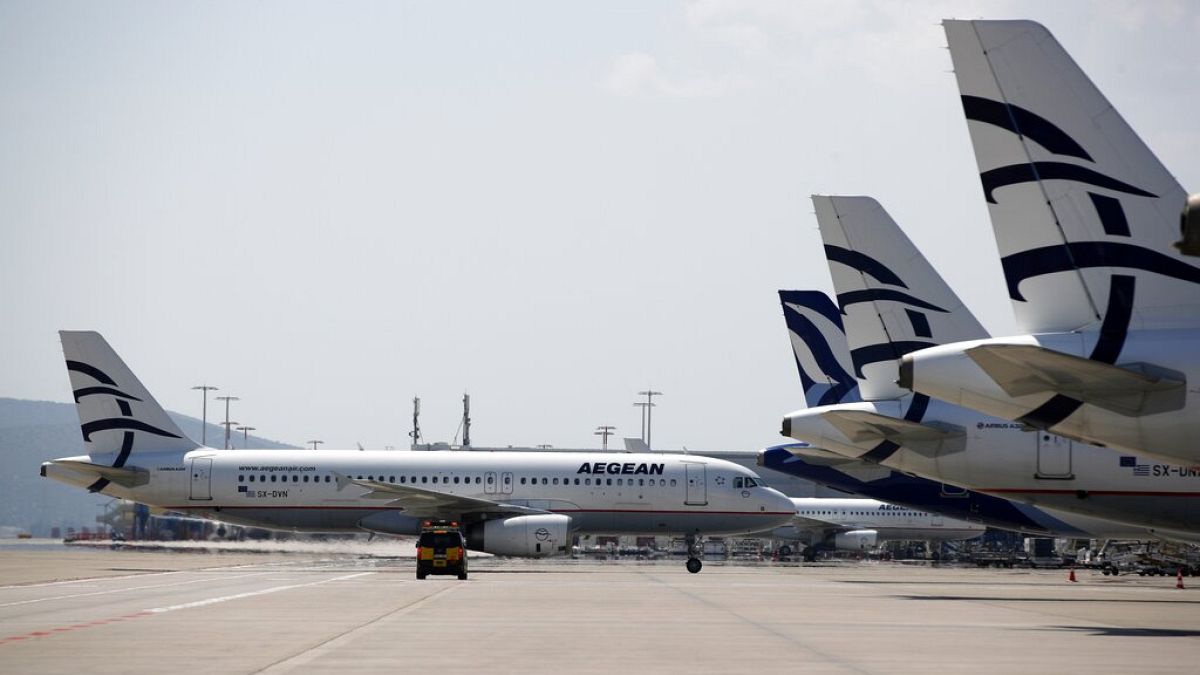 Shares flying high for Athens Airport after Greek stock exchange debut