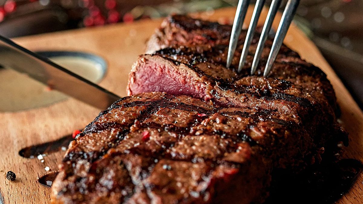 France issues ban on 'steak' and 'ham' labels for plant-based products 