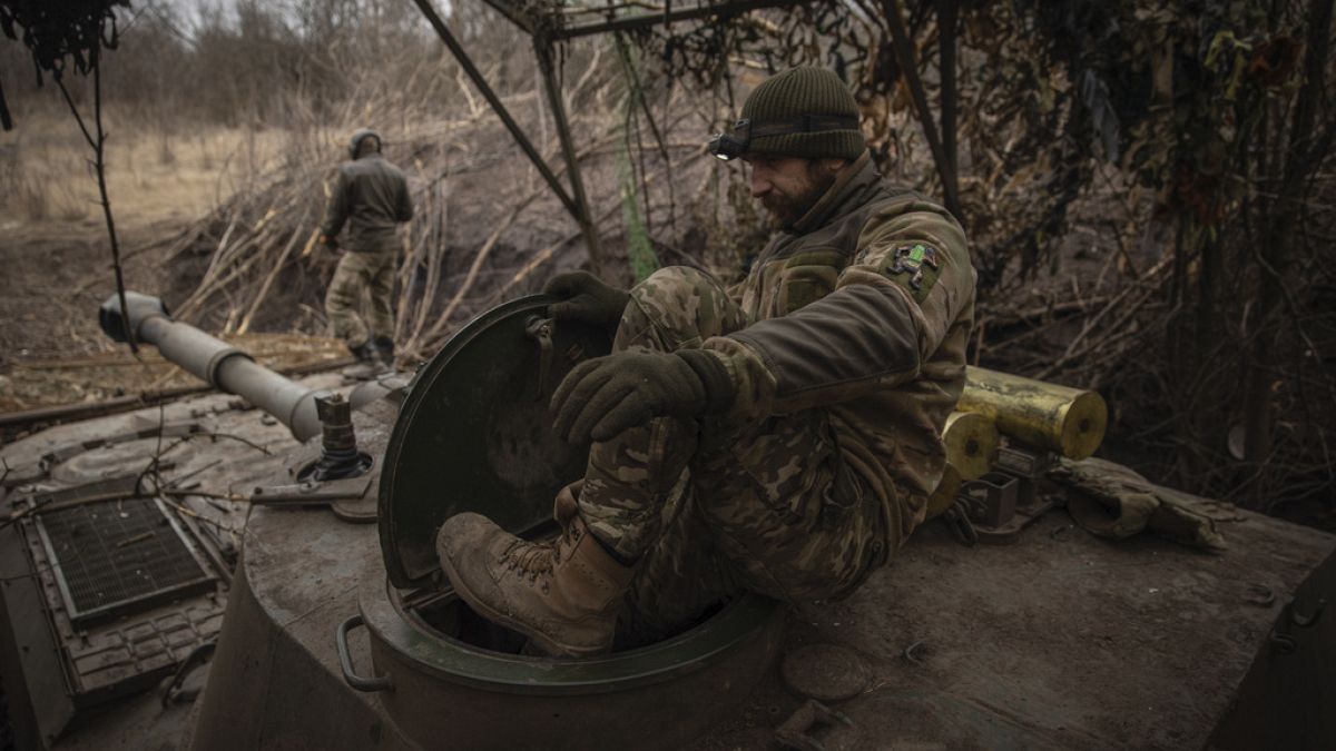 Украина выводит войска с юга Авдеевки 