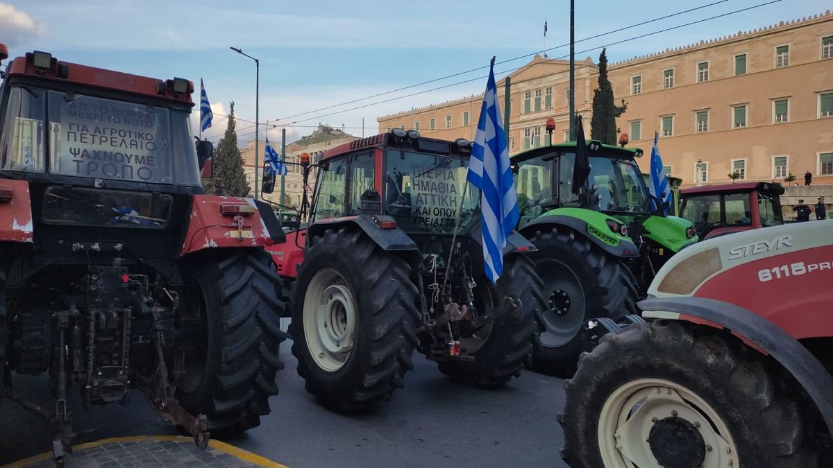 Греция: фермеры требуют от правительства финансовой помощи  