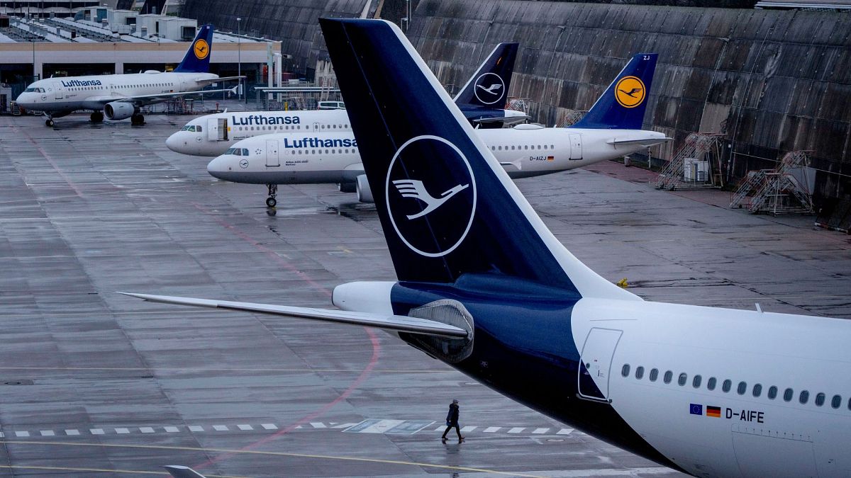 Lufthansa strike: German airline warns of extensive disruption to flights on Wednesday 