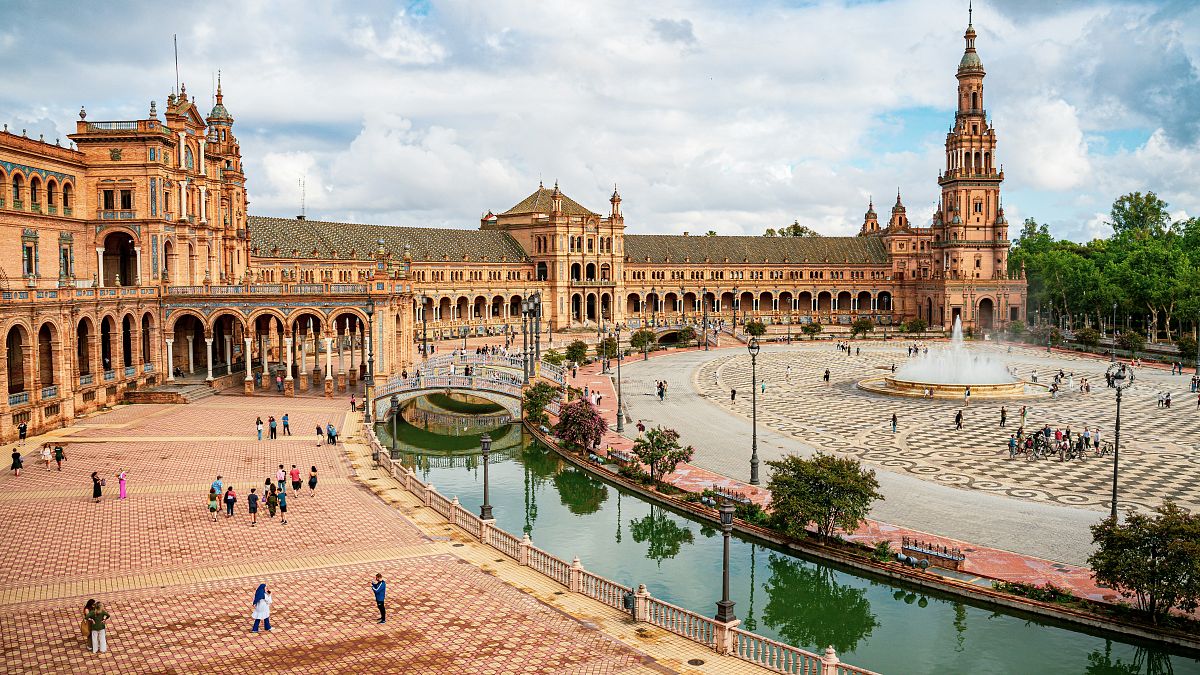 Plaza de Espa&ntilde;a: Seville&rsquo;s plan to charge entry fee for iconic square sparks backlash 