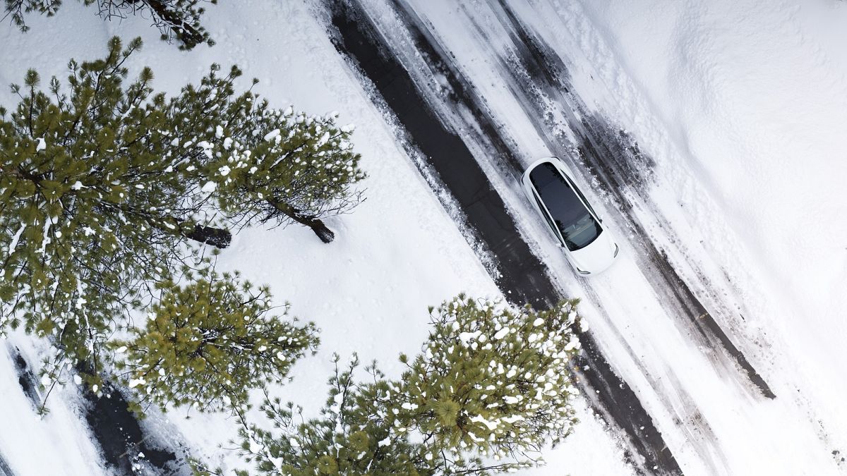 How does cold weather affect your EV? A guide to driving and charging in winter
