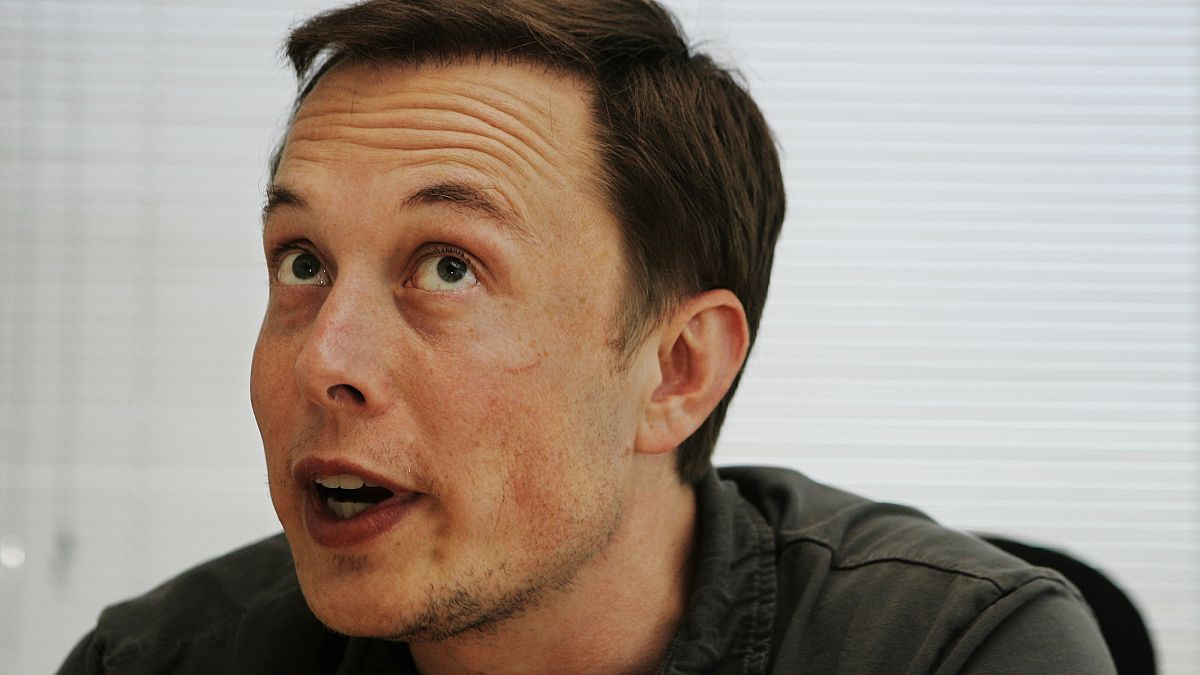Маск: пациент с чипом Neuralink в мозгу научился двигать курсор компьютерной мыши силой мысли 