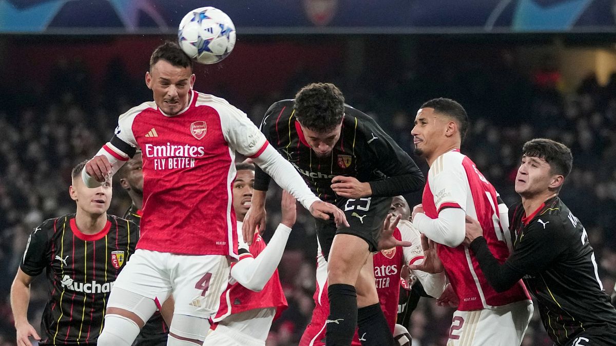 Activists urge UEFA to ban airline sponsorships worth over &euro;317 million from football games  