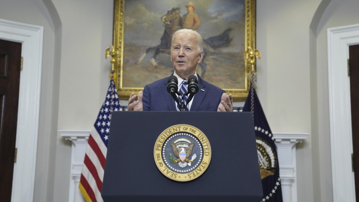 Biden 'confident' Congress will ultimately approve additional funding for Ukraine