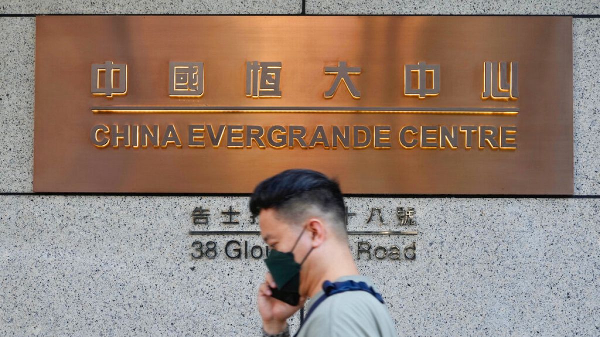 What are shadow banks and why are they failing in China?