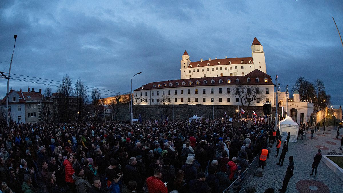 Thousands protest in Slovakia claiming government is softening on corruption