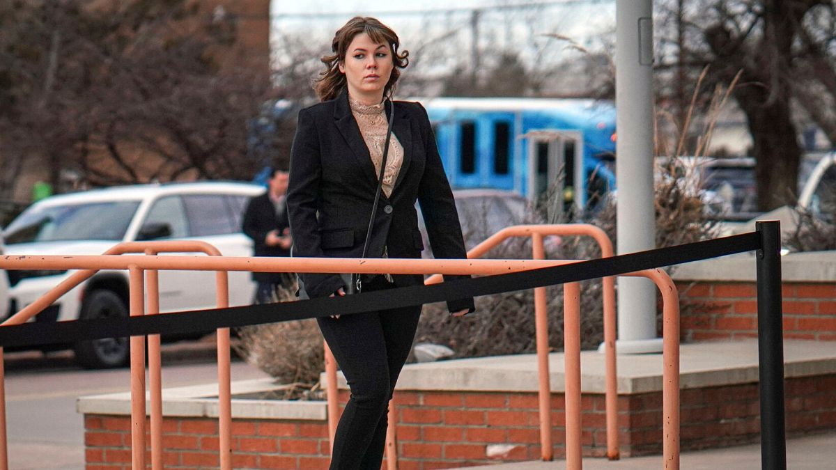 Rust: Trial begins for armourer involved in Alec Baldwin shooting incident