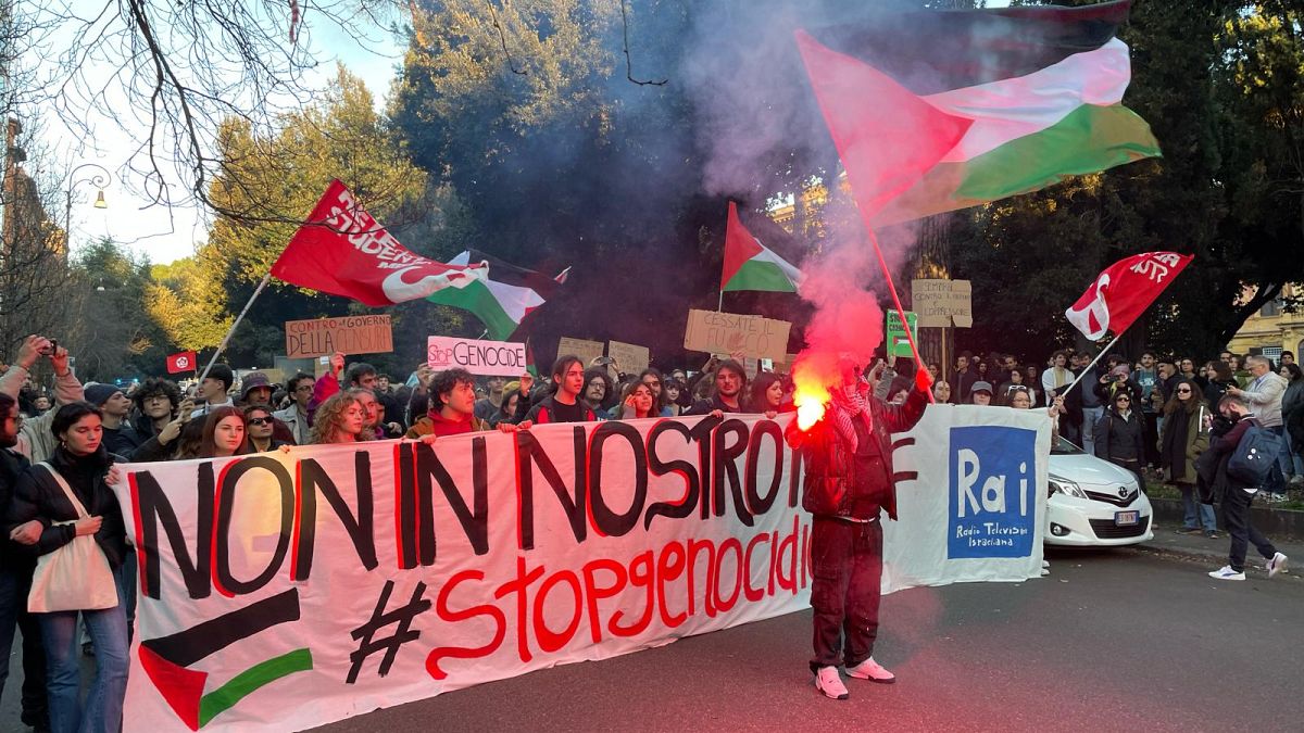 Protests in Rome over state broadcaster RAI's Gaza stance