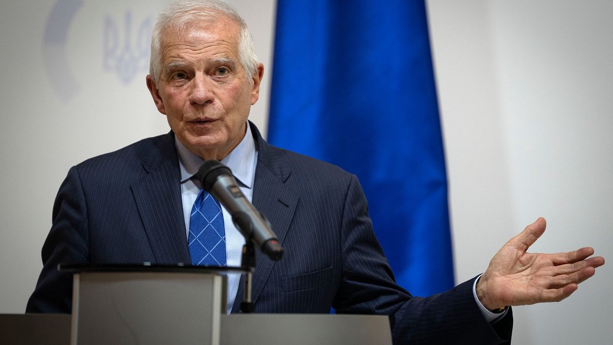 Боррель: ситуация на поле боя в Украине "будет решена через 3 месяца"