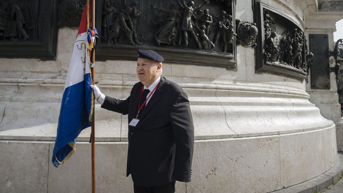  French inflation falls to two and a half year low as food prices slow 