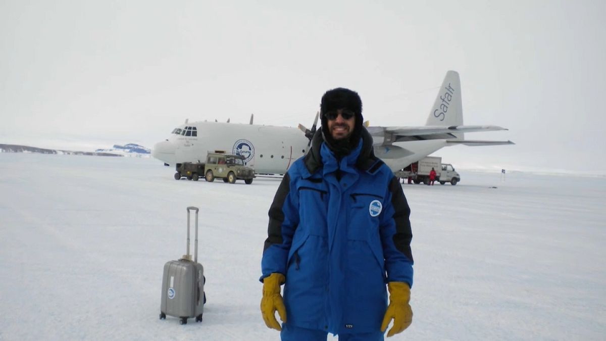 Adrianos Golemis first Greek to succeed in ESA test for astronauts 