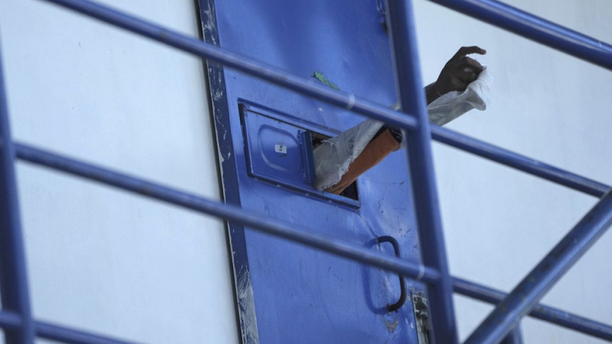 Заключённого тюрьмы Антверпена три дня пытали сокамерники 