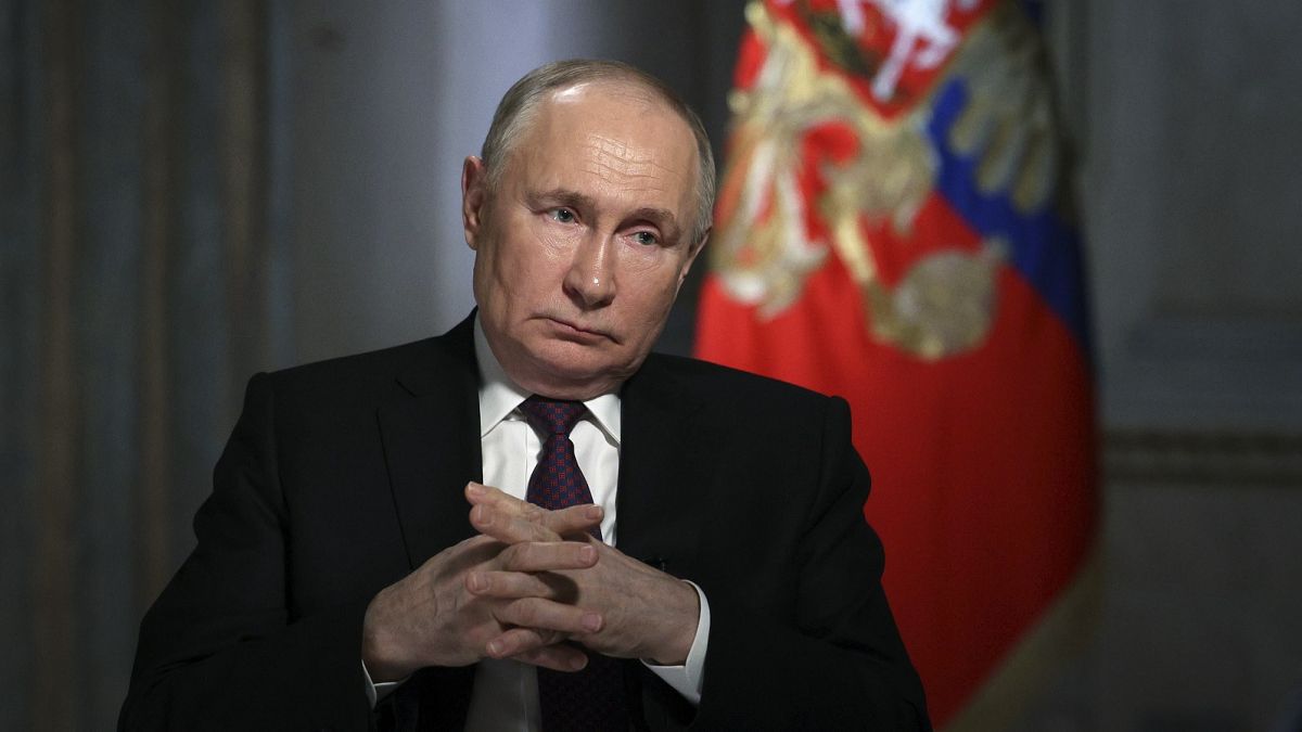 'Что-то пошло не так': санкции ЕС не помешают Путину переизбраться. Почему?