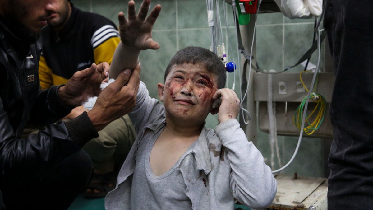 'Unimaginable' situation in Gaza hospital: Aid groups  