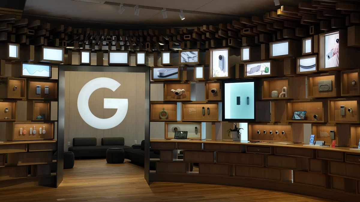 Ex-Google engineer charged with stealing AI tech while secretly working for companies in China 