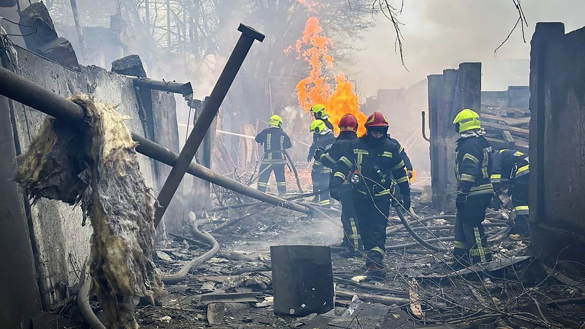 Россия ударила по Одессе, известно уже о 14 погибших и десятках раненых