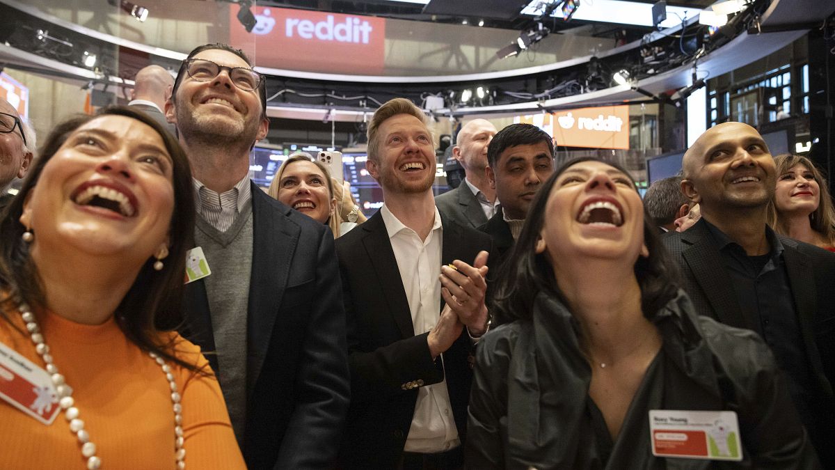 Reddit’s market value climbs to almost $10 billion following IPO debut
