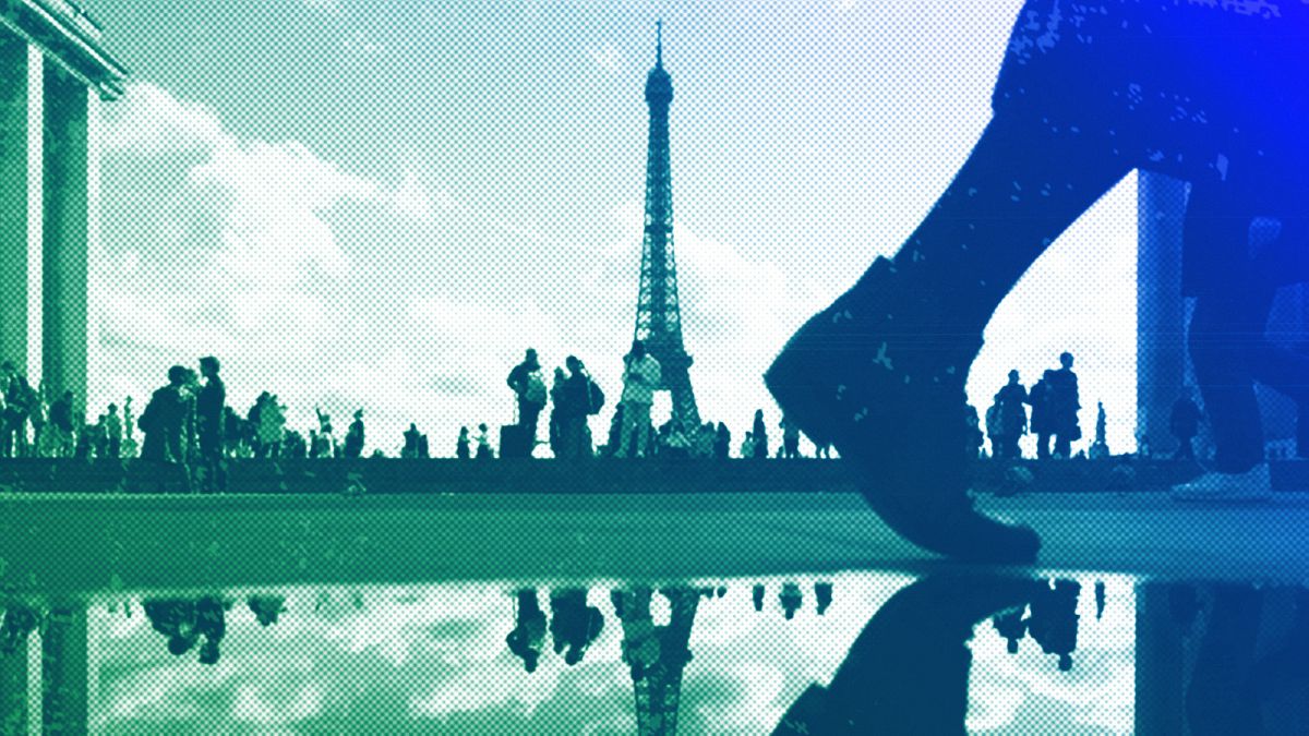 Can historic landmarks like the Eiffel Tower ever be truly green? 