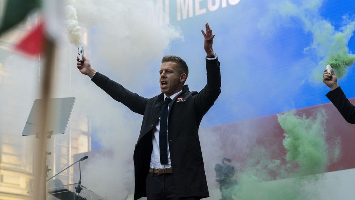 Hungarian government targets former Fidesz ally in elections campaign 