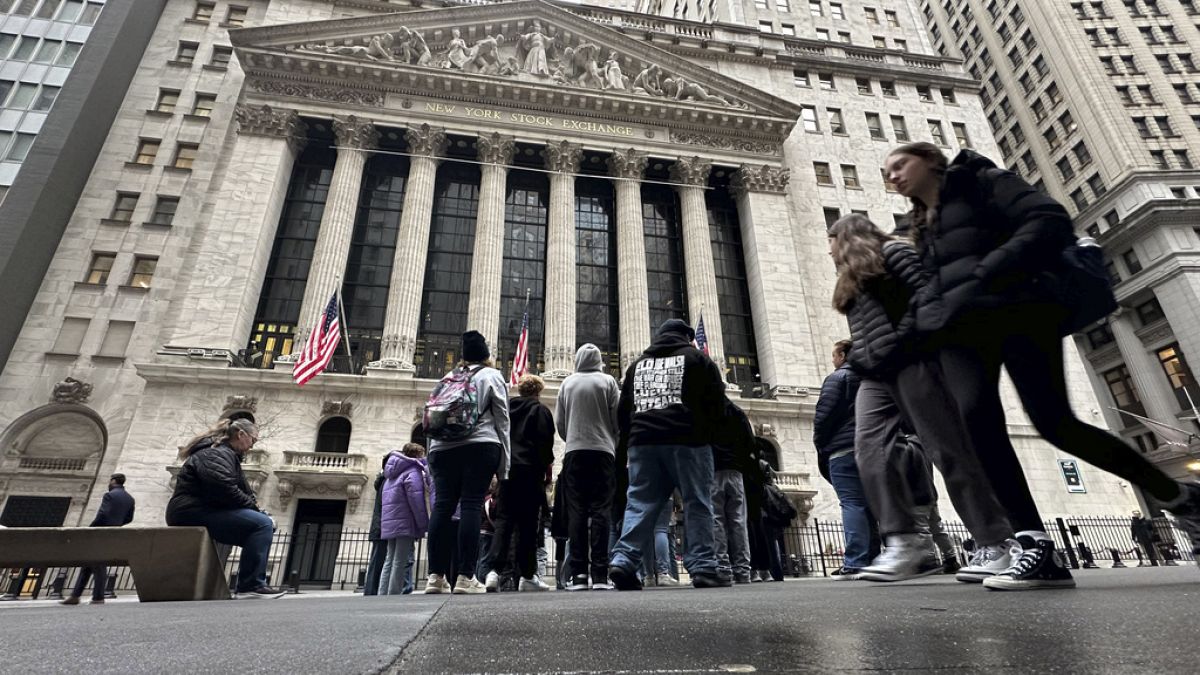 Markets round-up: Escalating Middle East tensions deepen weekly slump 