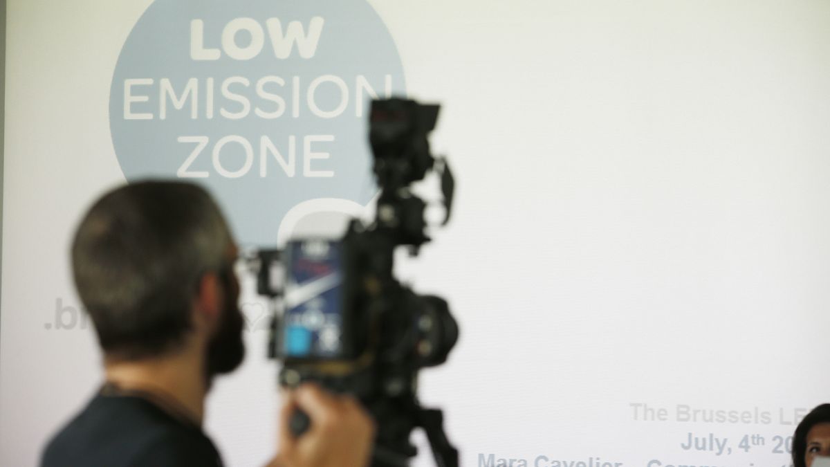 Low emissions traffic schemes linked to cleaner air 