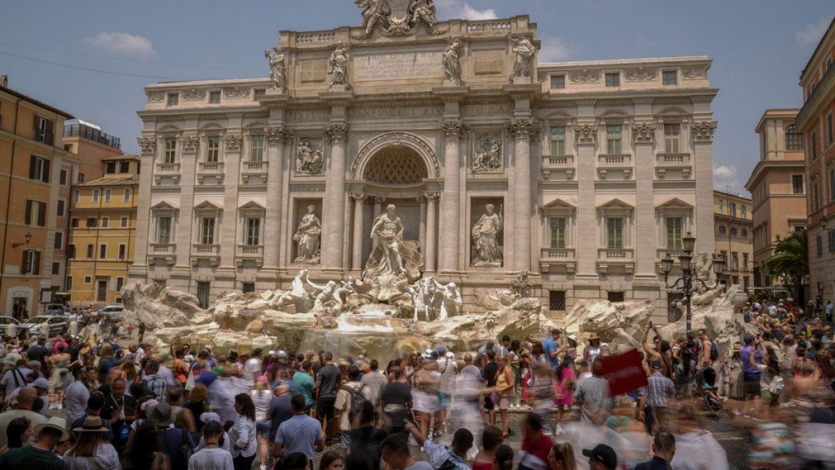Italy prepares to negotiate terms of fiscal adjustment ahead of EU elections 