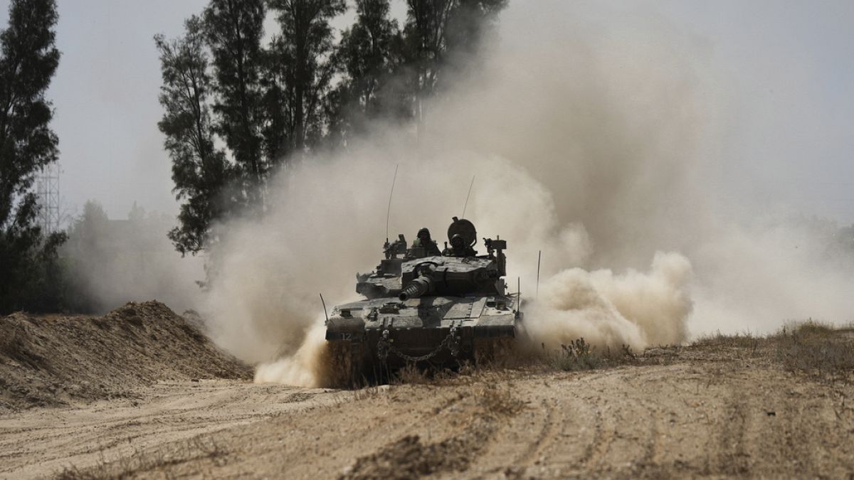 Israel vows to defend itself against looming Iranian attack