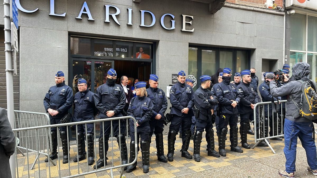 Brussels police shut down hard-right, nationalist gathering featuring Orb&aacute;n, Farage and Braverman 