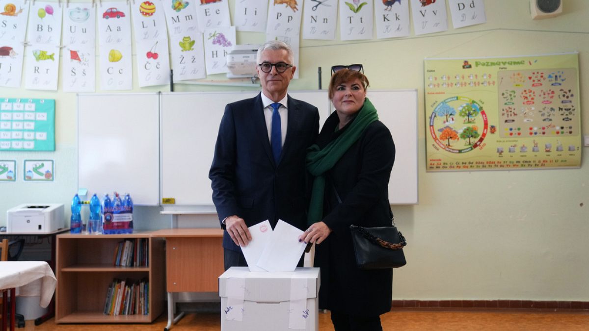 Словакия готова ко второму туру выборов президента 