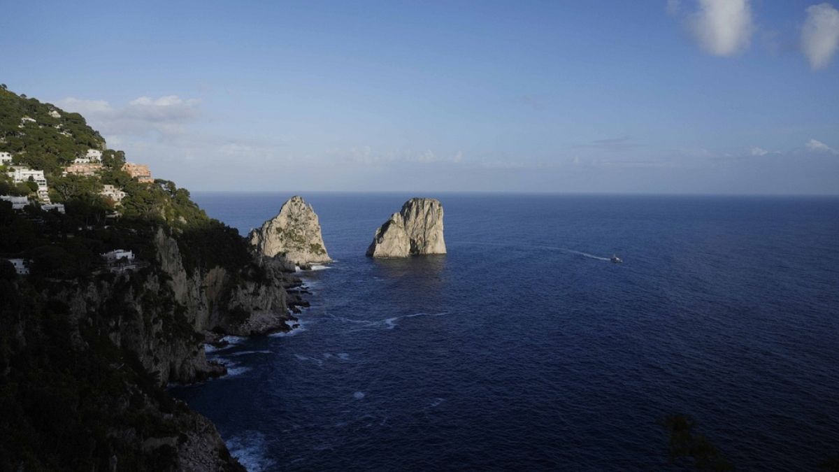 Dozens injured on Capri ferry in Naples 