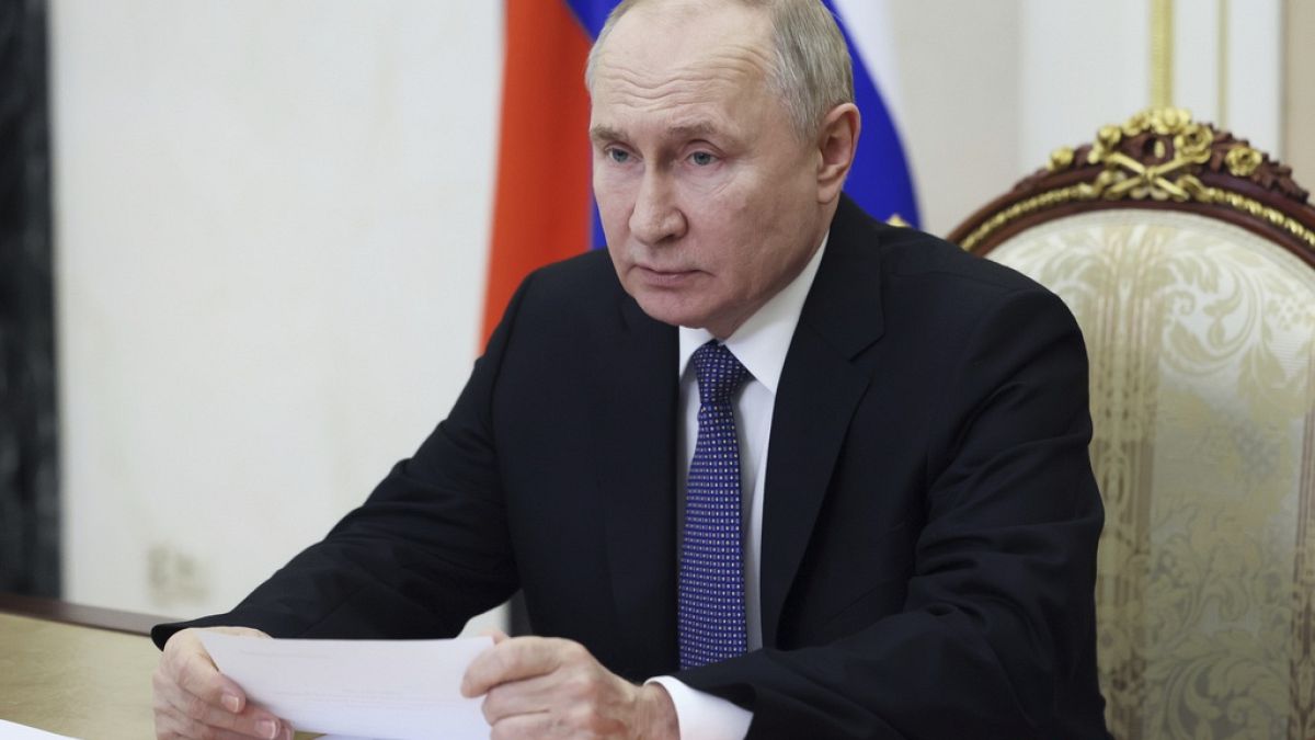 EU and Ukraine explore special tribunal for Putin and war officials 