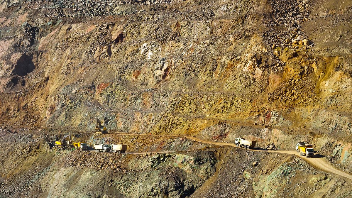 Mining giant BHP in €36 billion bid to takeover rival Anglo American