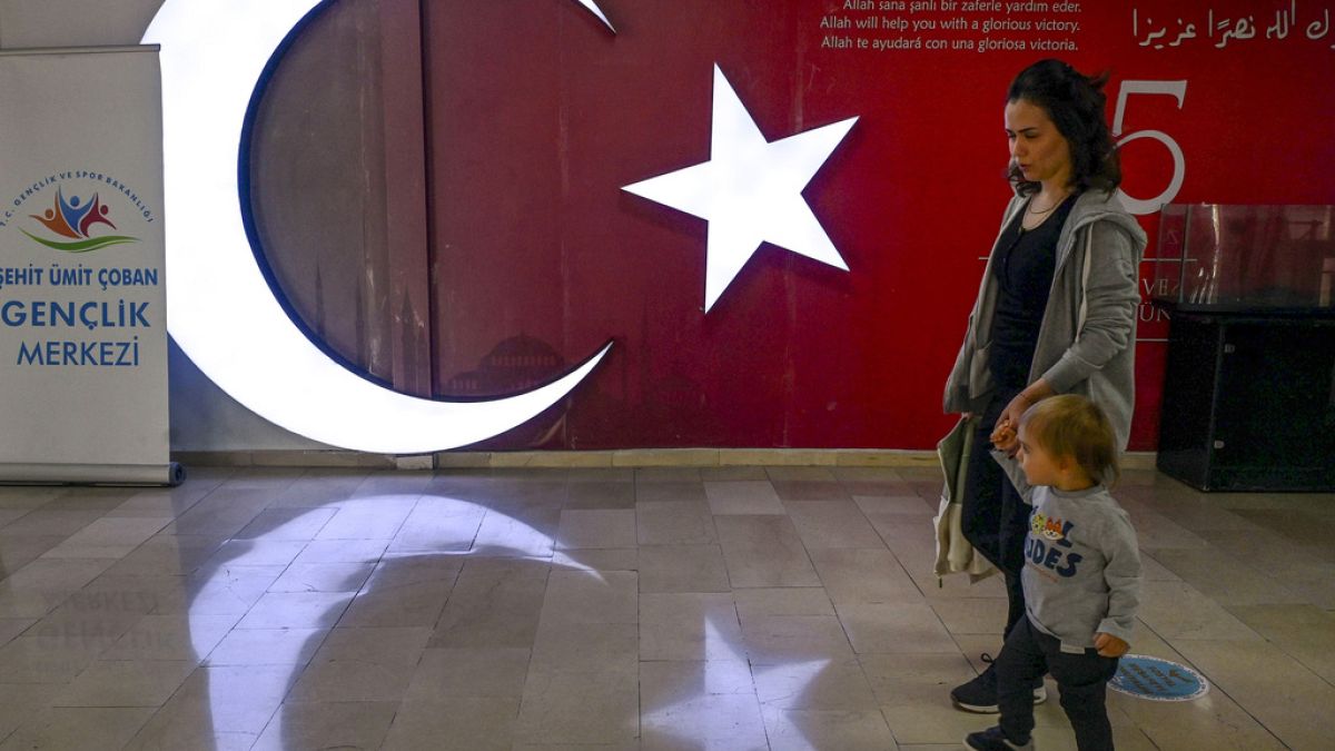 Turkish opposition leads in vote to run Istanbul and other key cities, preliminary results show 