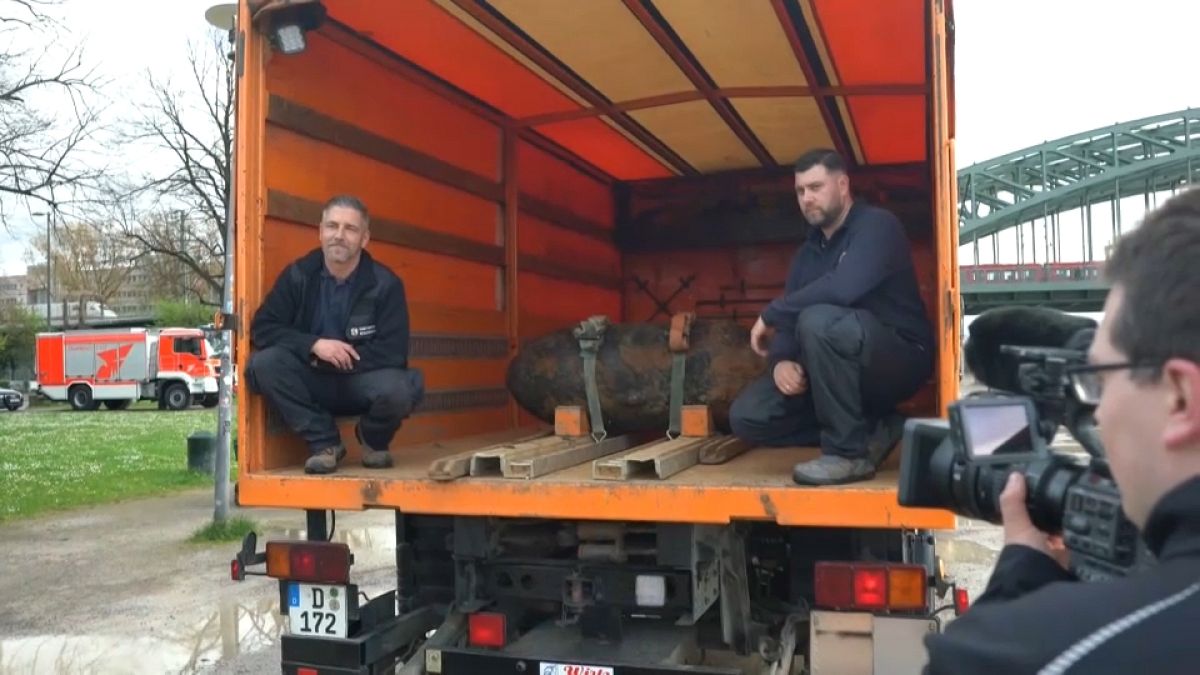 Бомба времён Второй мировой войны найдена в Рейне 