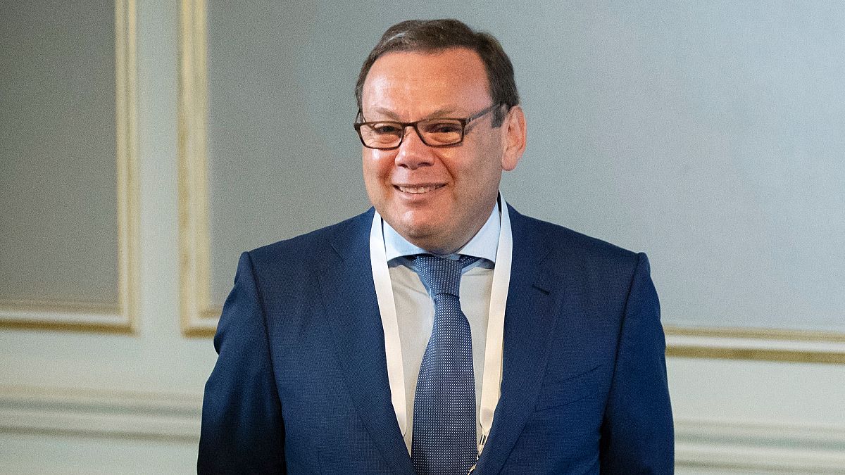 Фридман и Авен выиграли суд, но санкции в их отношении сохраняются