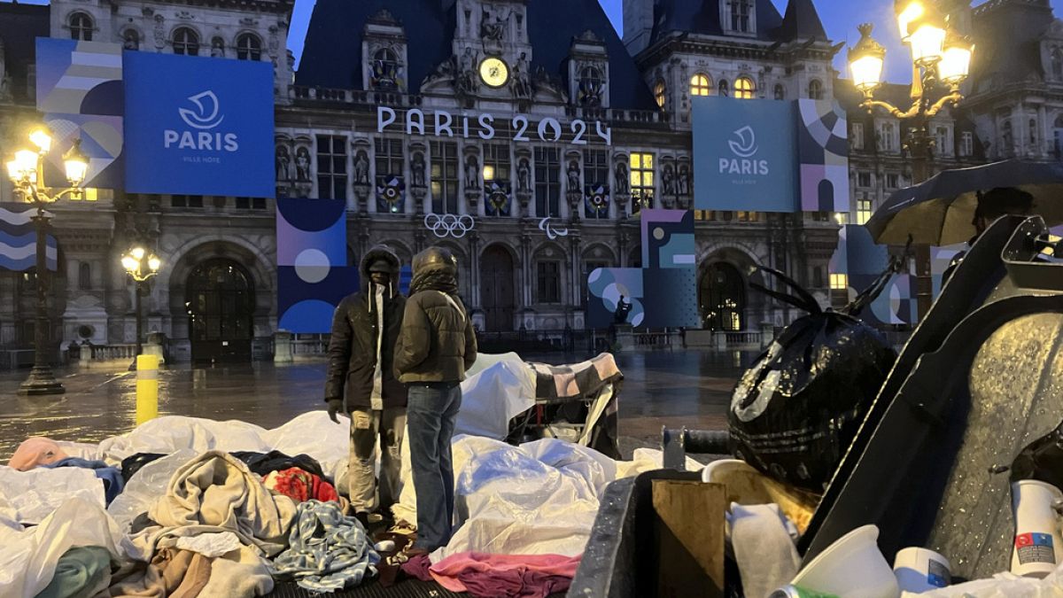 Migrants relocated from Paris ahead of Olympic Games 