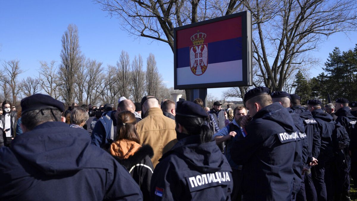 Commissioner touts imminent agreement with Serbia on raw materials