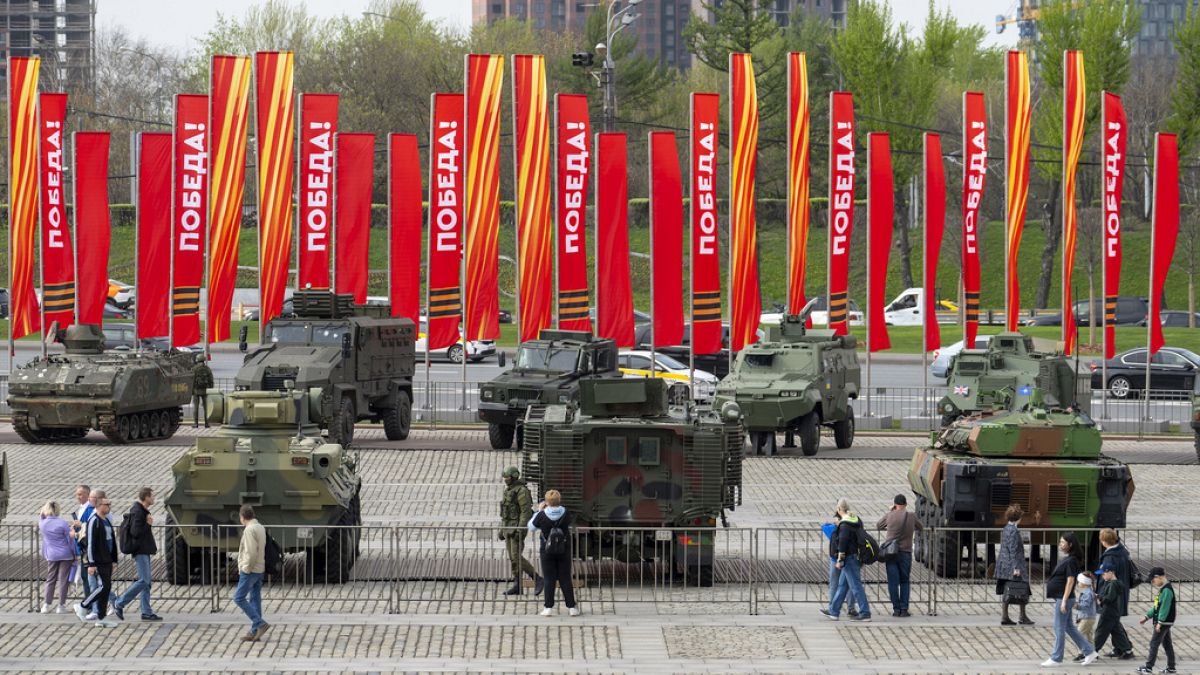 Kremlin brags about Western arms captured from Ukraine at Moscow show 