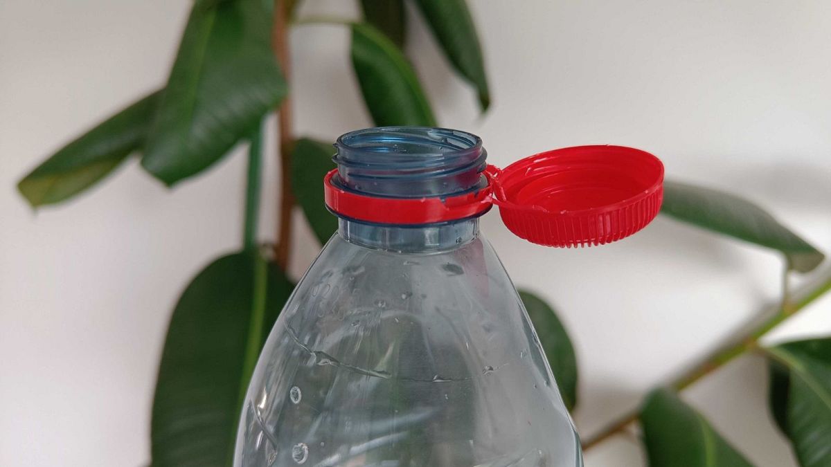 Why are bottle caps attached to the bottle? Inside the EU directive causing drink spills everywhere 