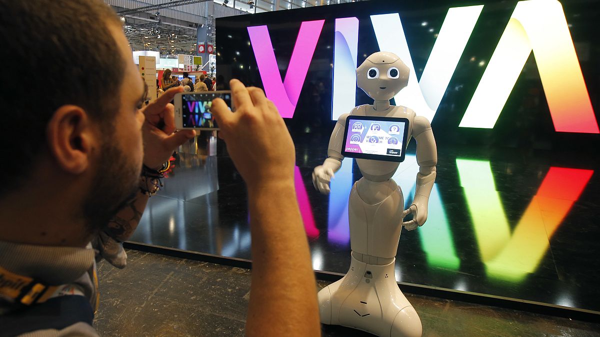 Commission should invest more in AI, Auditors say 