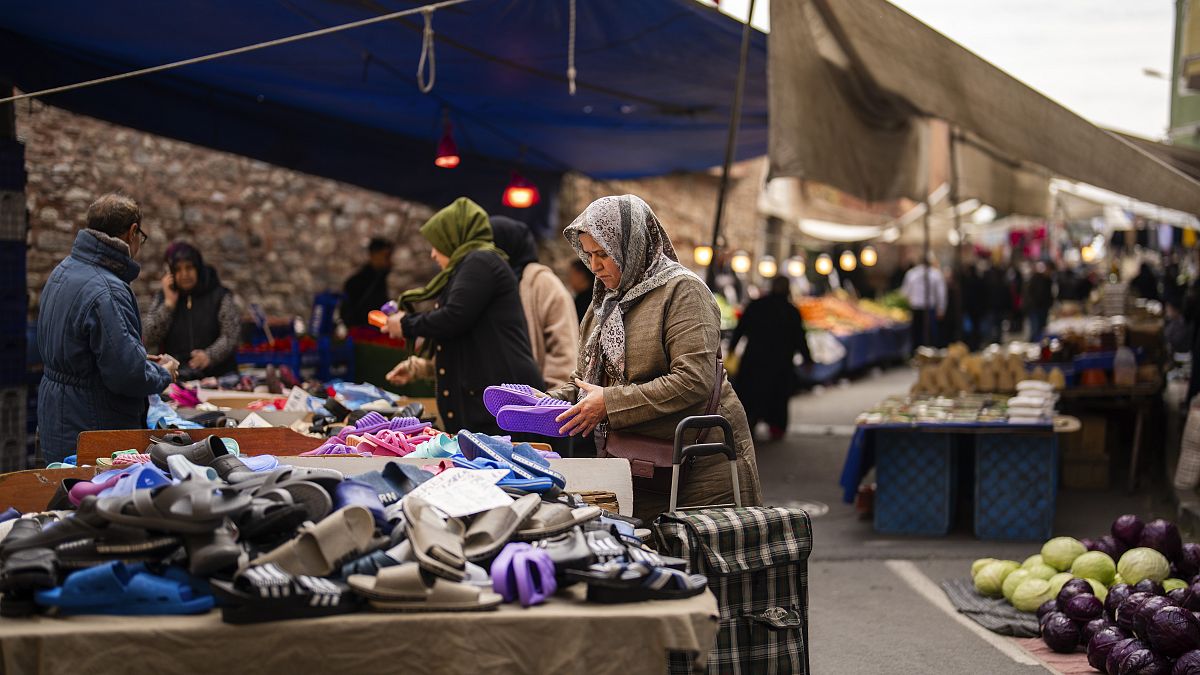 Turkey inflation hits almost 70% in April dampening interest rate cut hopes