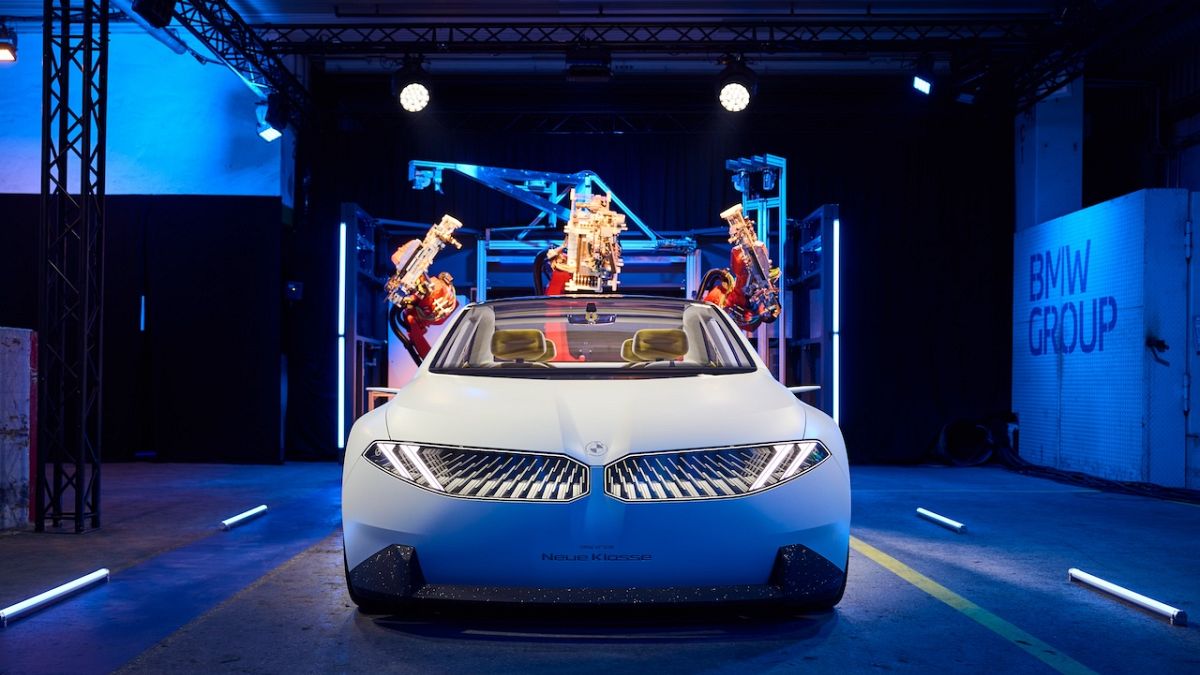 BMW unveils AI driven plans for it's Munich plant to go electric only 