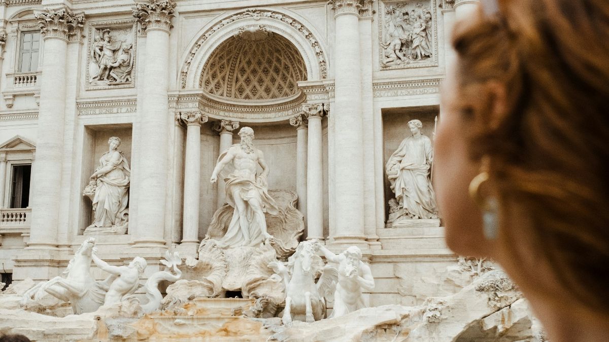 &lsquo;Remain vigilant&rsquo;: Europe&rsquo;s most heavily pickpocketed tourist spots revealed  