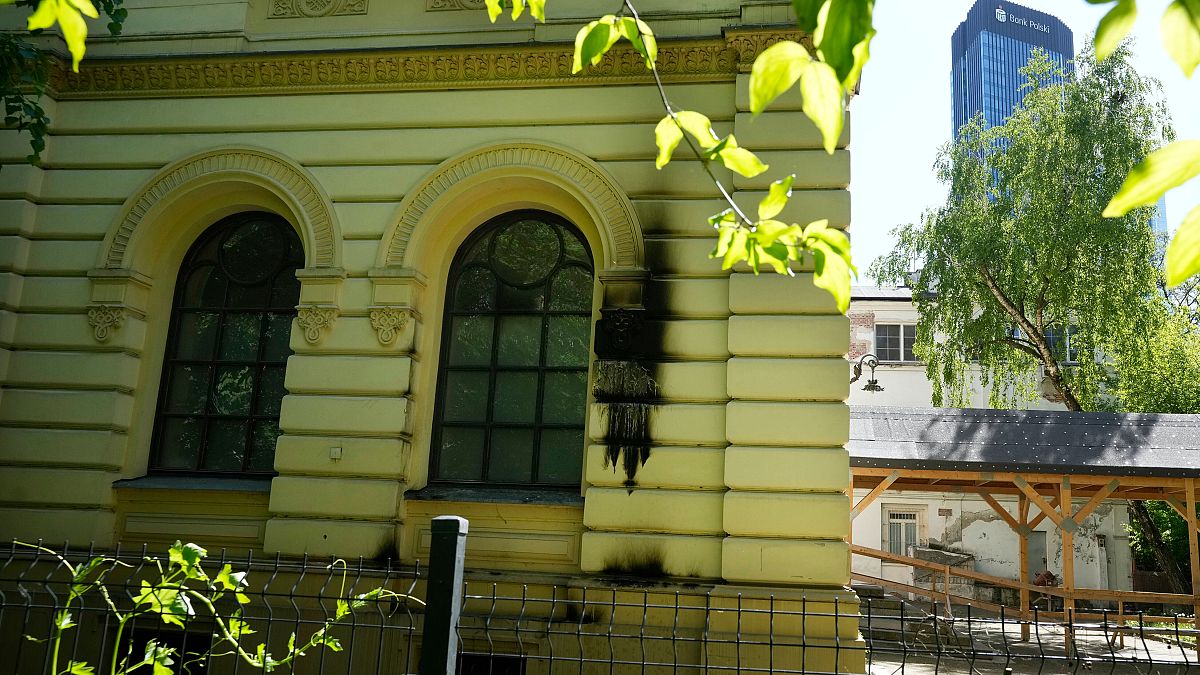 Warsaw synagogue hit with apparent firebomb attack 
