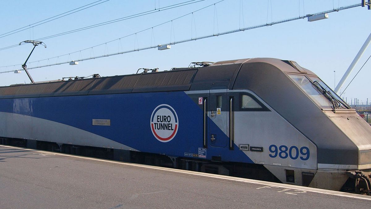 Eurotunnel operator offers cash to attract new cross-channel services 